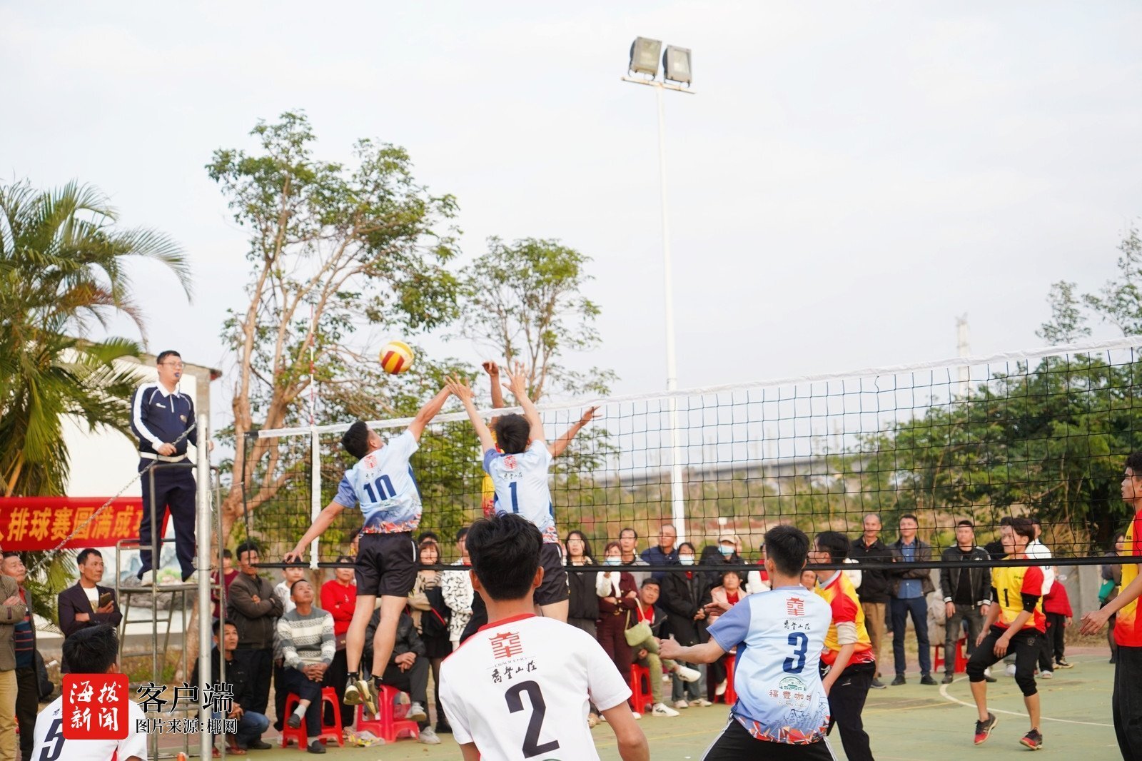 阿扎伦卡迎来十二赛季出色发挥，日本队观众热烈欢呼！的简单介绍AYX SPORTS