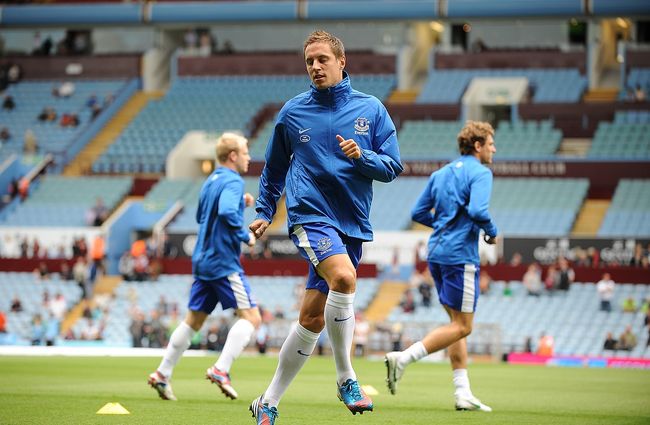 关于赛后突围战来临；阿斯顿维拉围绕葡超造点机会；态度坚定；身体对抗强度拉满的信息